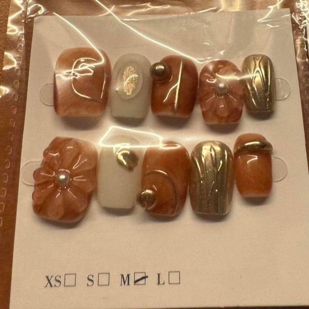 Press On Nails‎ Orange Gold Floral Accent Set Short Square